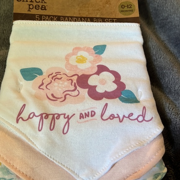 Chick Pea 5 pack Girls Bandana Bibs Size 0-12 Months - Picture 3 of 3